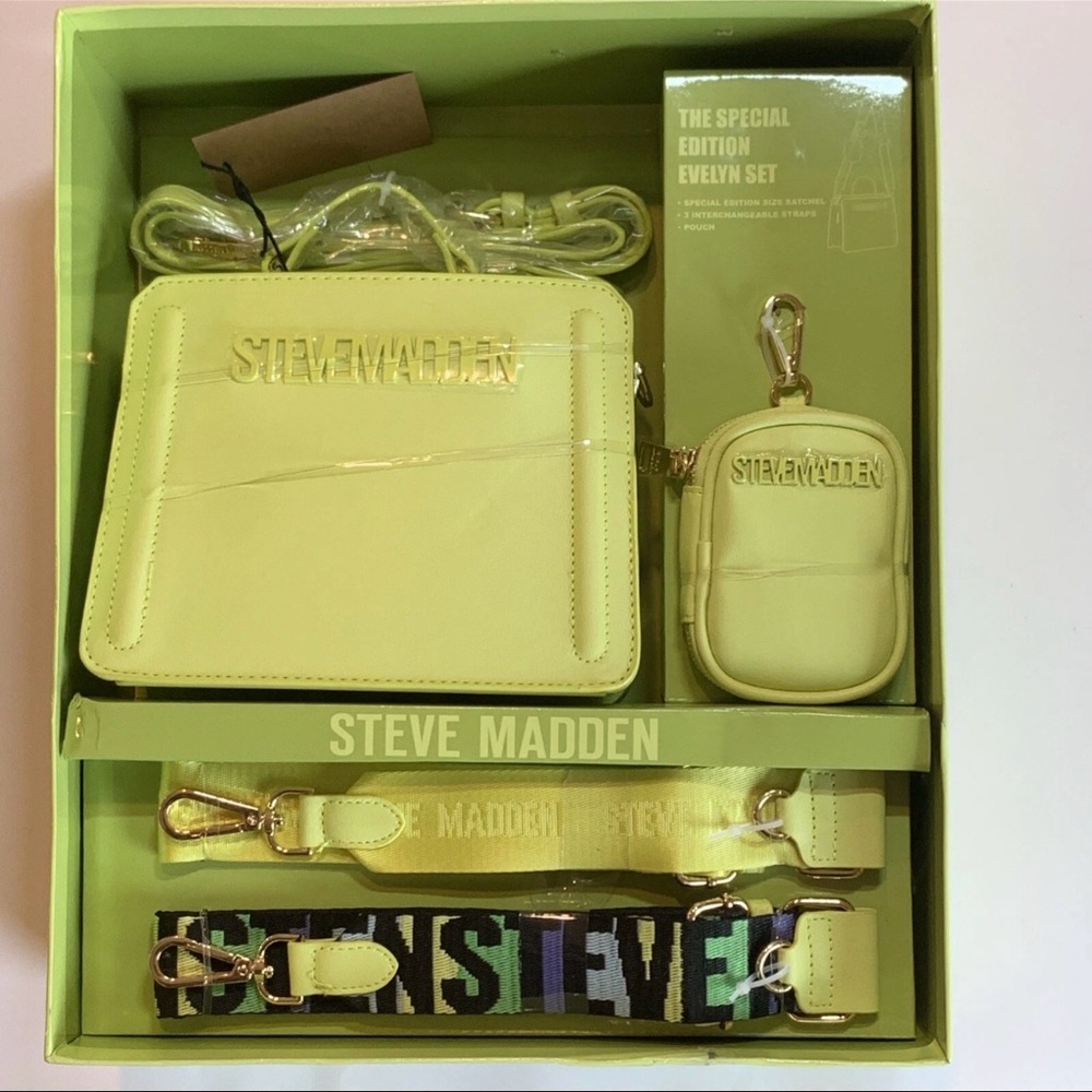 Steve Madden Lime Green Crossbody Set